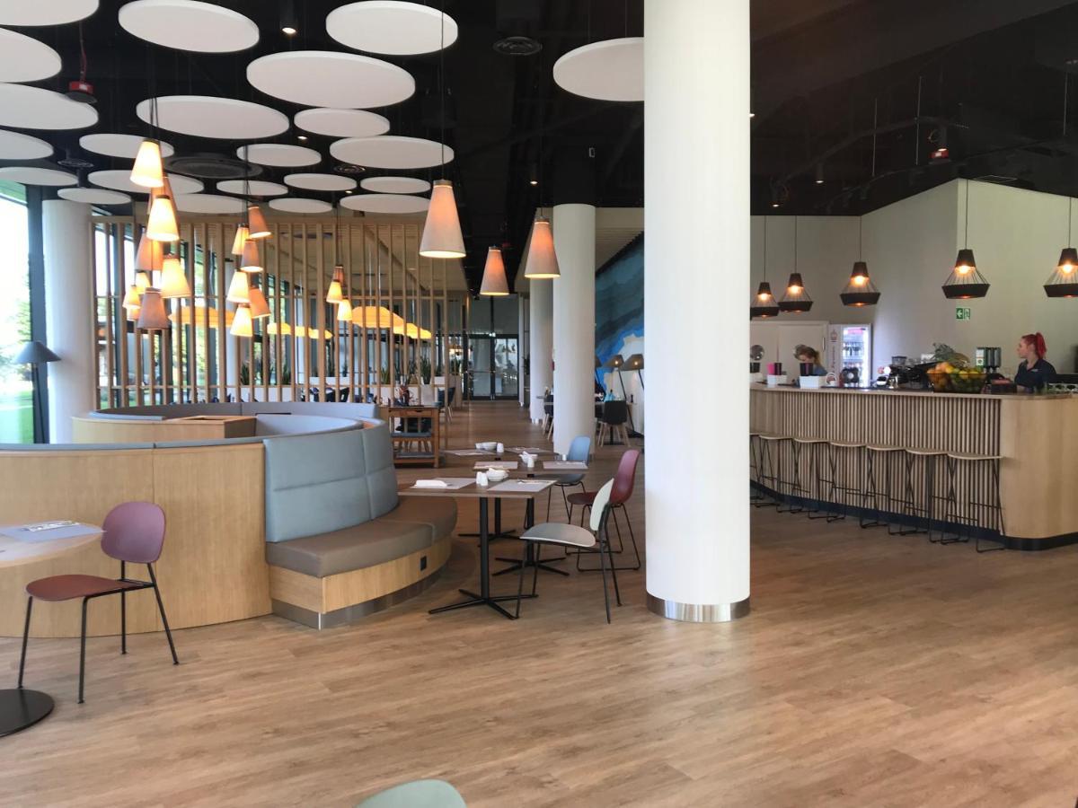 Seaside Park Apartamenty Prywatne Z Widokiem Na Morze 코워브제크 외부 사진