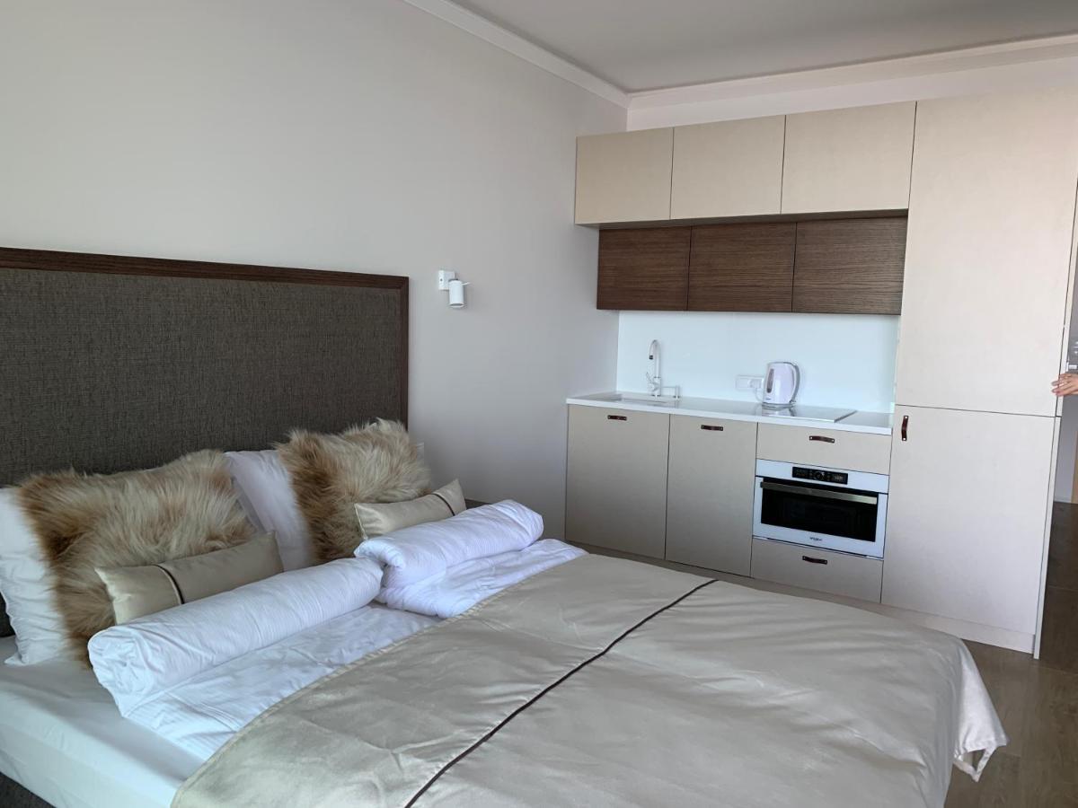Seaside Park Apartamenty Prywatne Z Widokiem Na Morze 코워브제크 외부 사진