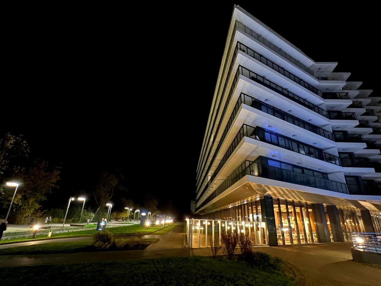 Seaside Park Apartamenty Prywatne Z Widokiem Na Morze 코워브제크 외부 사진