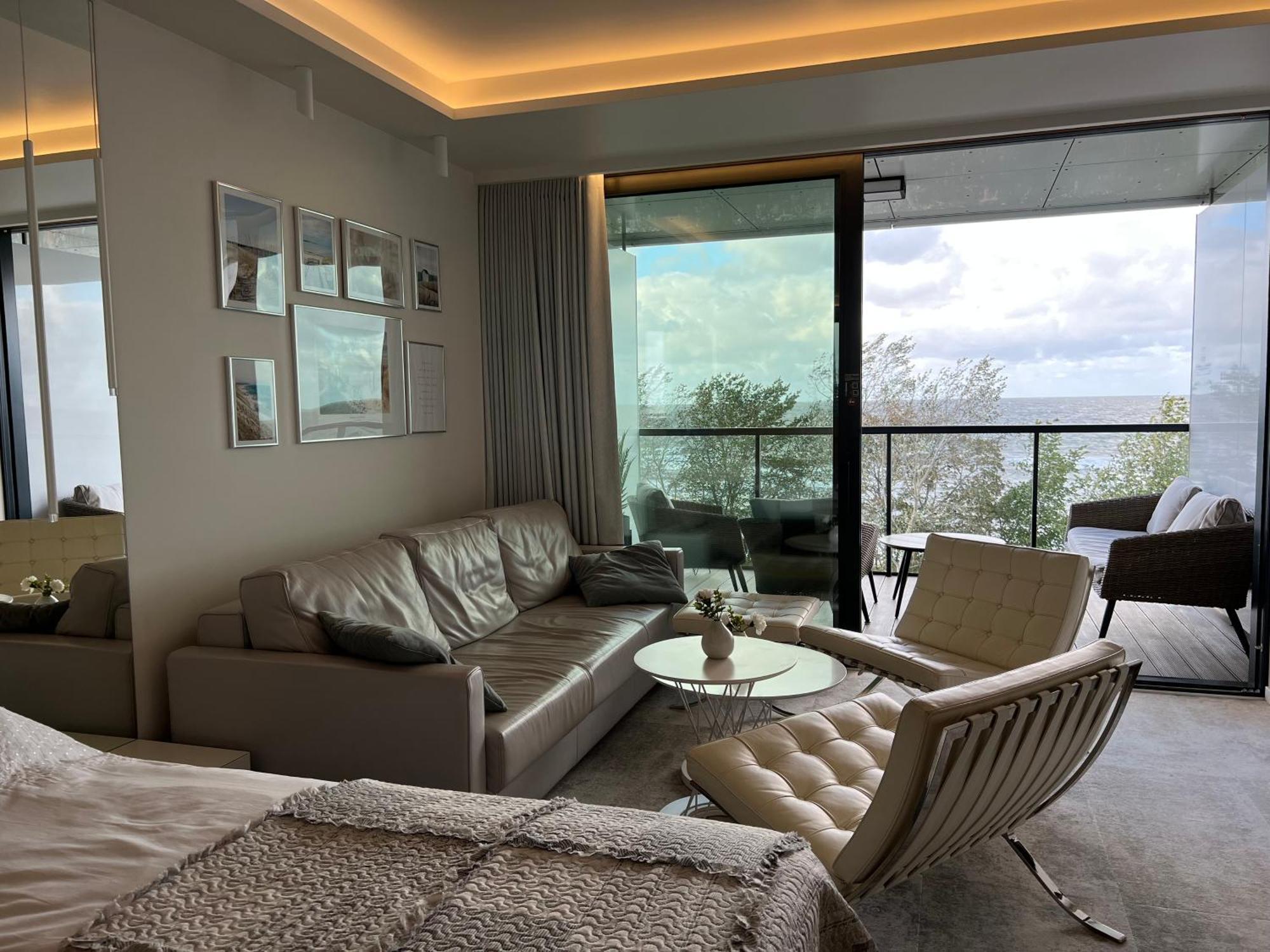 Seaside Park Apartamenty Prywatne Z Widokiem Na Morze 코워브제크 외부 사진